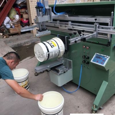 塑料桶丝印机矿泉水桶滚印机铁桶丝网印刷机